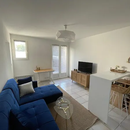 2 Pieces Avec Parking En Coeur De - Lumineux Et Calme Apartment *